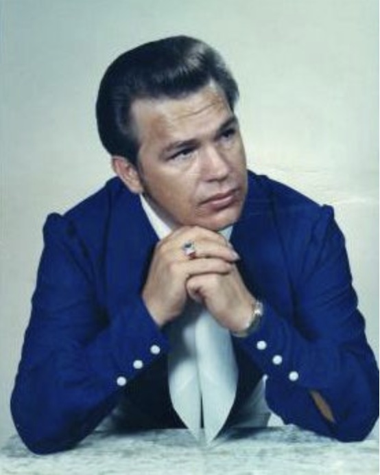 Turn Out The Light The Party's Over Gene Watson - Turn out the Lights (The Party's Over) - OldiesButGoodies